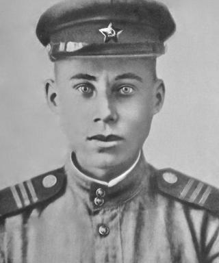 Попов Петр Ильич