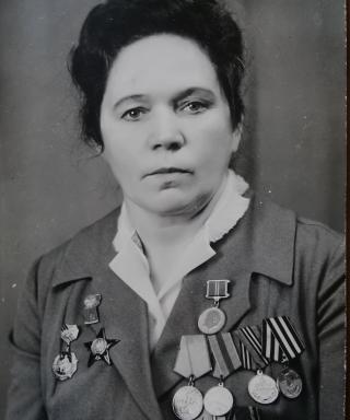 Скорынина (Жарова) Людмила Алексеевна