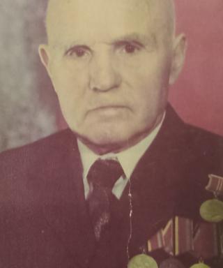 Чернышов Дмитрий Егорович