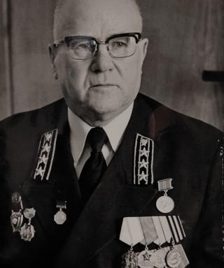 Кулаков Николай Яковлевич