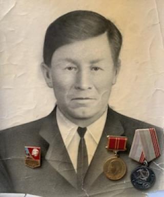 Едельбаев Мендай (неизвестно)