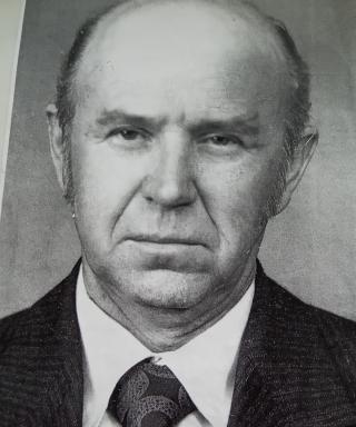 Семёнов Юлиан Александрович