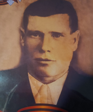 Шустов Михаил Андреевич