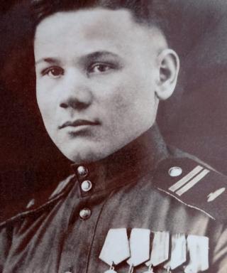 Старых Евгений Денисович