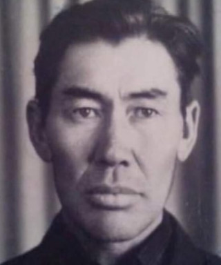 Асанов Кумаш (неизвестно)