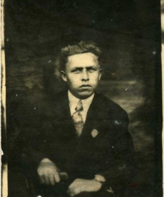 Петров Василий Андреевич