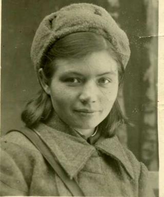 Чернова (Артамонова) Анна Павловна