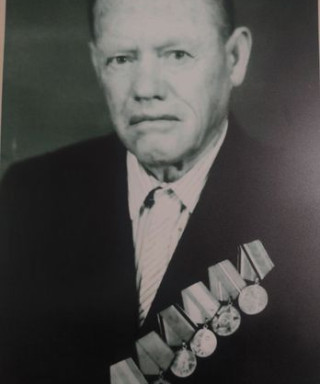 Адамов Василий (неизвестно)