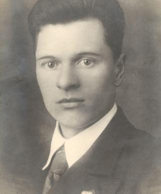 Харламов Виктор Иванович