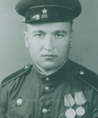 Назаров Камол