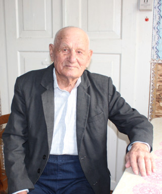 Апанович Кузьма Ефимович