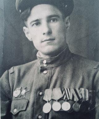 Драголовский Юрий Макарович