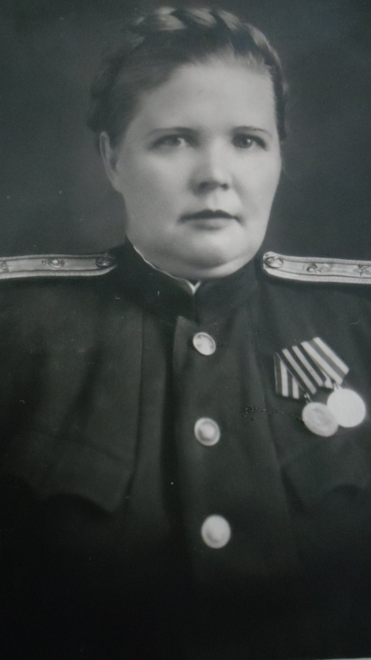 Попова   ( Ружицкая ) Лидия Павловна