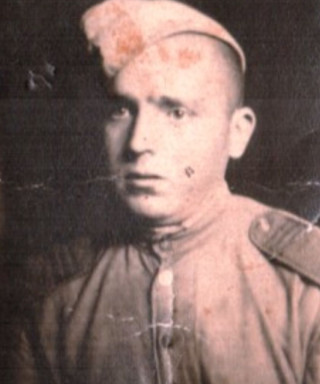 Антипов Петр Яковлевич