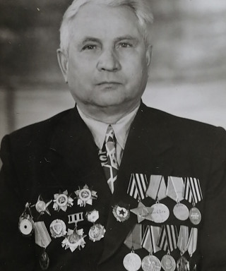 Кулаков Иван Иванович